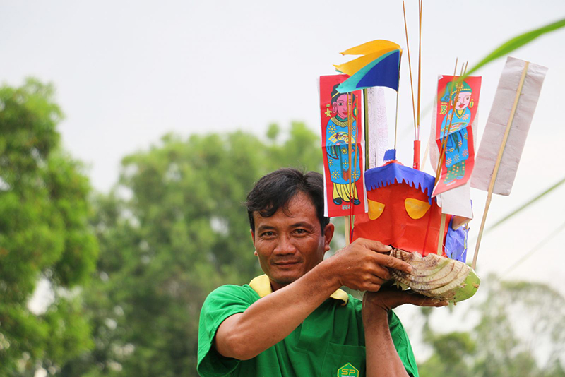 Nghi thức thả bè chuối vô cùng đặc biệt